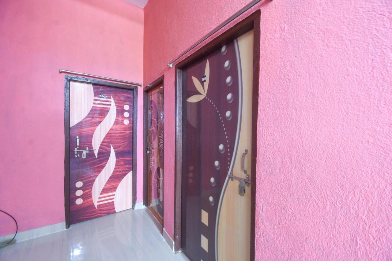 Spot On 75786 Urban Village كولكاتا المظهر الخارجي الصورة